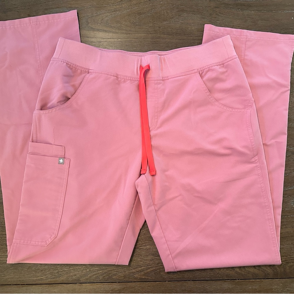 Figs chalk pink kade pant medium tall